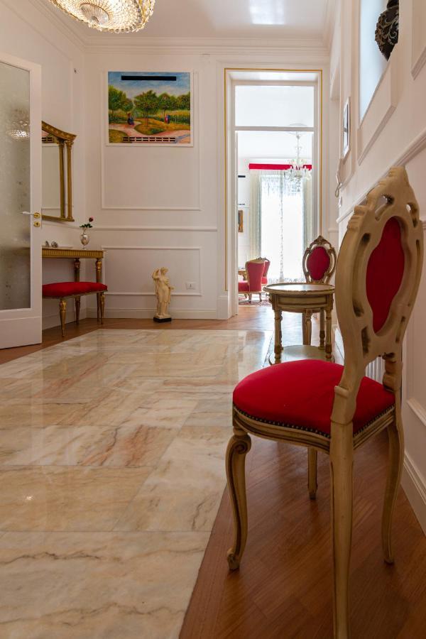 Apartamento Le Rose Di Nonna Maria, Di Lusso In Centro Citta