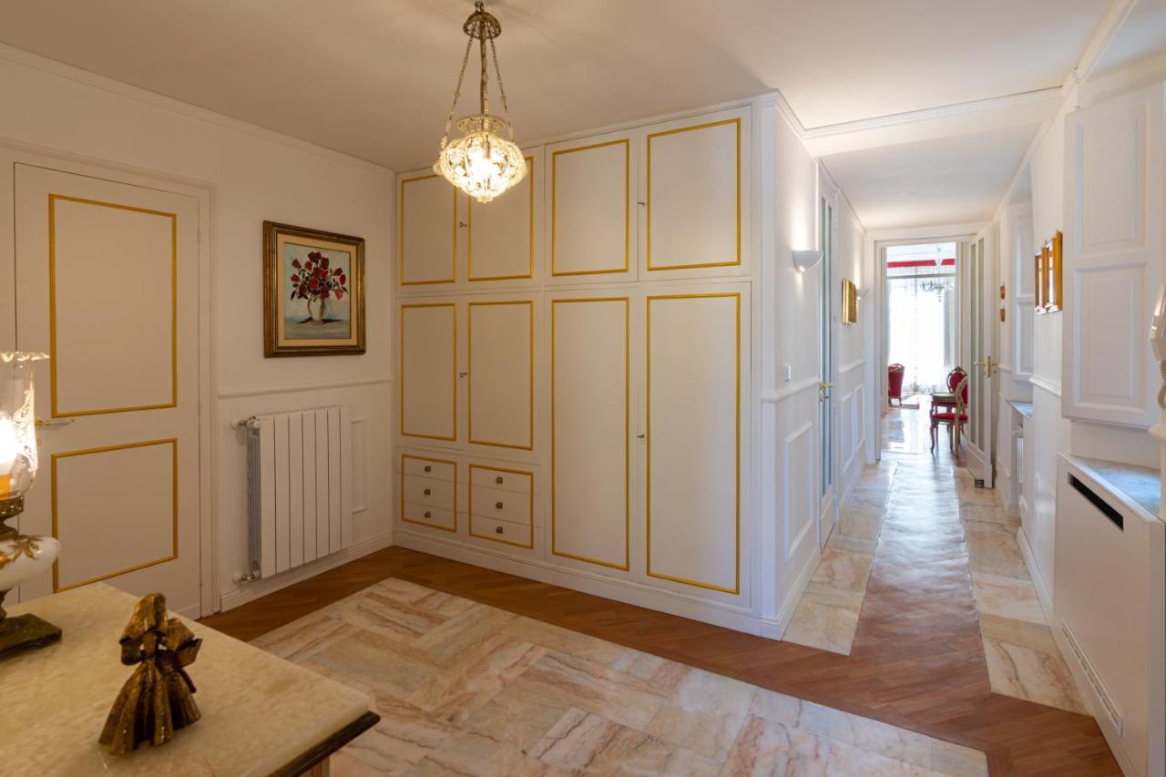 Le Rose Di Nonna Maria, Di Lusso In Centro Citta Apartamento Palermo